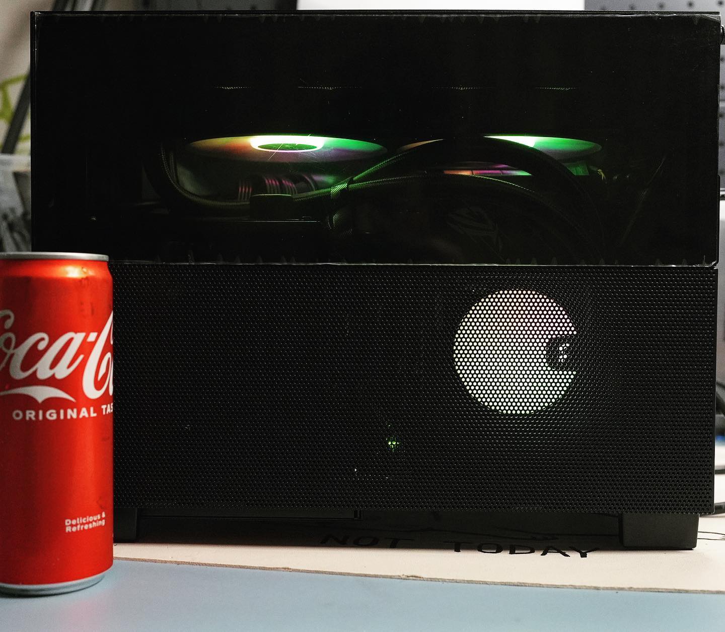 ITX/MATX 細機箱 文書/設計/遊戲